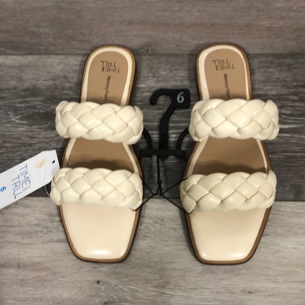 Size 6 Time and Tru Women’s Braided Two Band Sandals